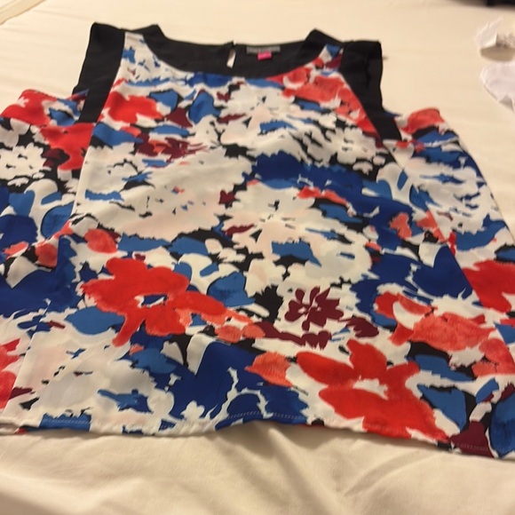 Colorful Abstract Sleeveless Top - Picture 6 of 6